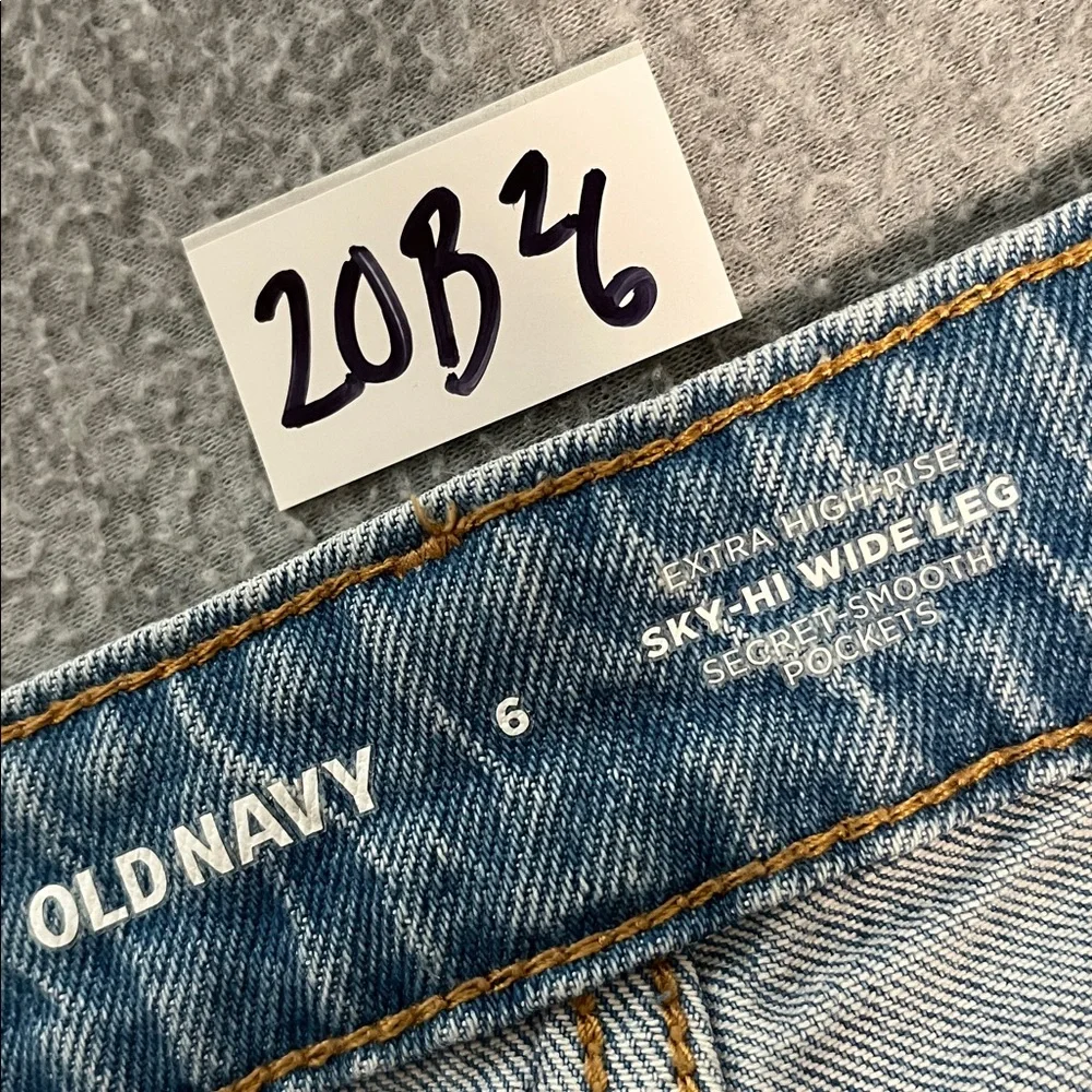 Old Navy Sky Hi Wide Leg Jeans Womens Size 6 High Waisted Grunge Skater Festival